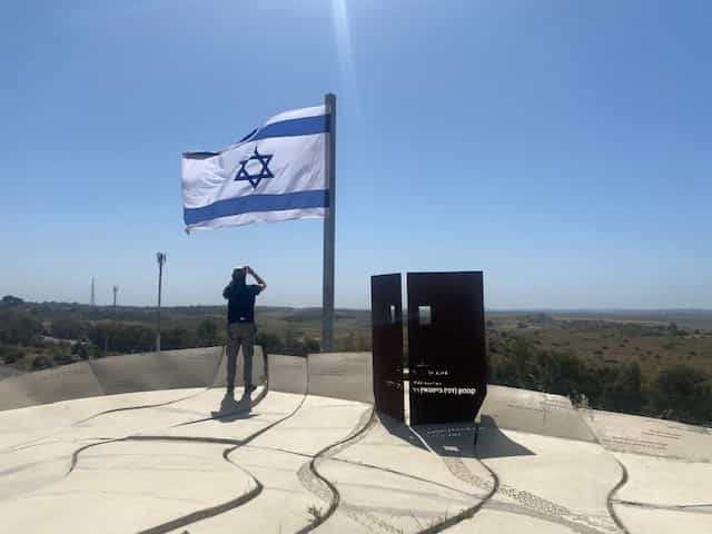 Volunteer and Solidarity Trips to Israel