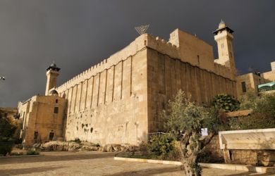 CAVE OF THE PATRIARCHS IN HEBRON (MEARAT HAMACHPELAH)