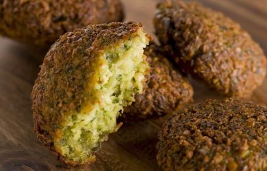 guided tours in israel-falafel in israel