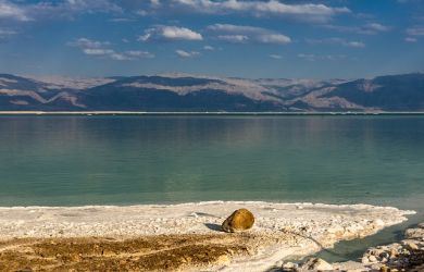 THE BEST DEAD SEA BEACHES IN ISRAEL